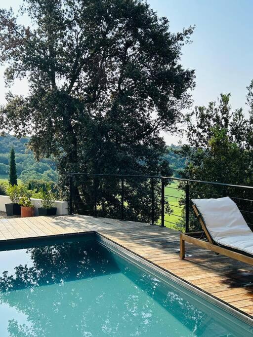 Belle Maison Contemporaine Ampus Luaran gambar