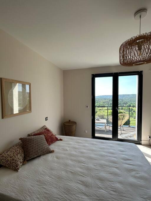 Belle Maison Contemporaine Ampus Luaran gambar