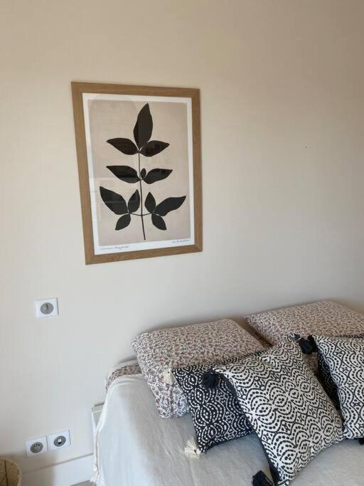 Belle Maison Contemporaine Ampus Luaran gambar