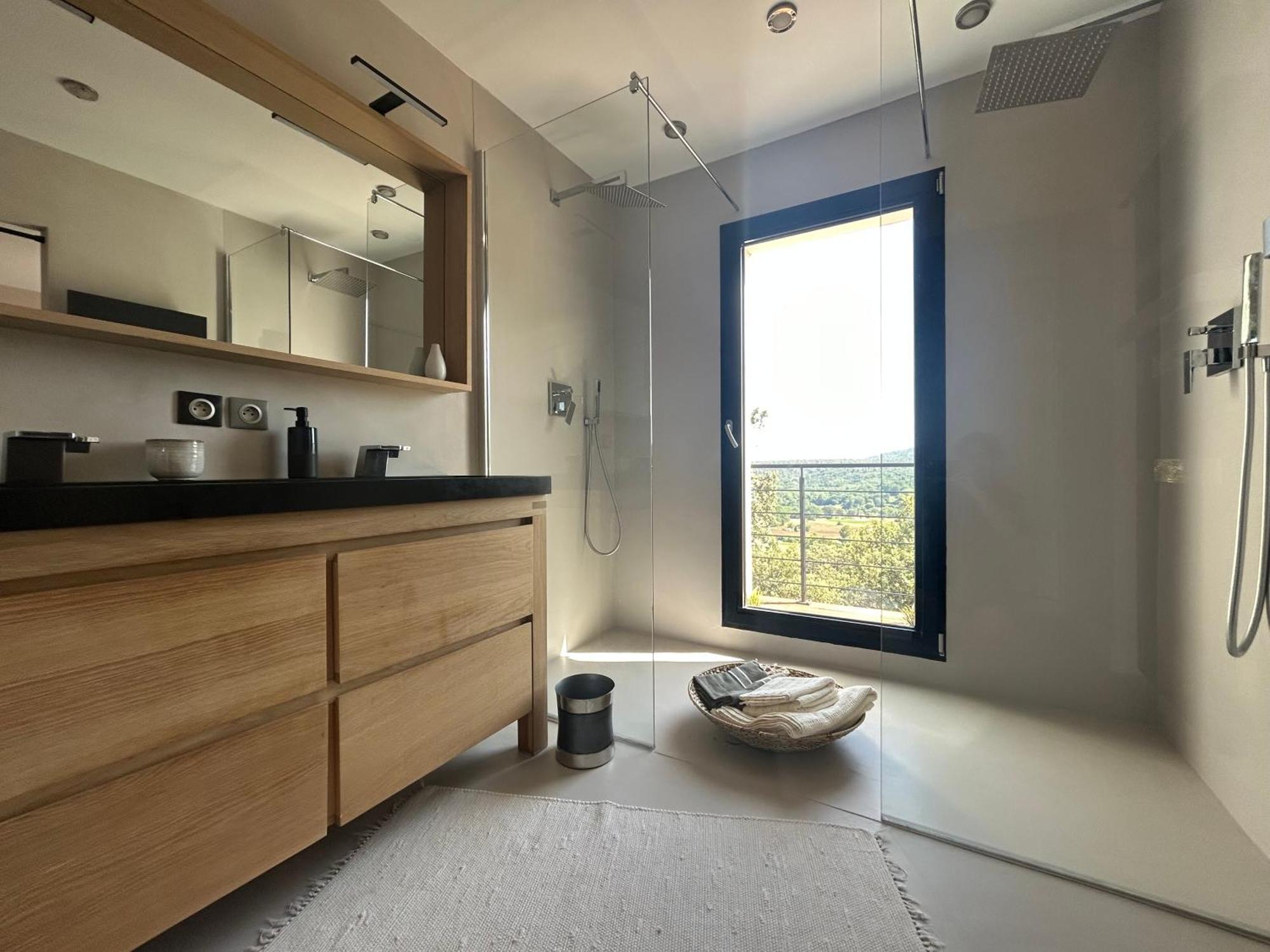 Belle Maison Contemporaine Ampus Luaran gambar